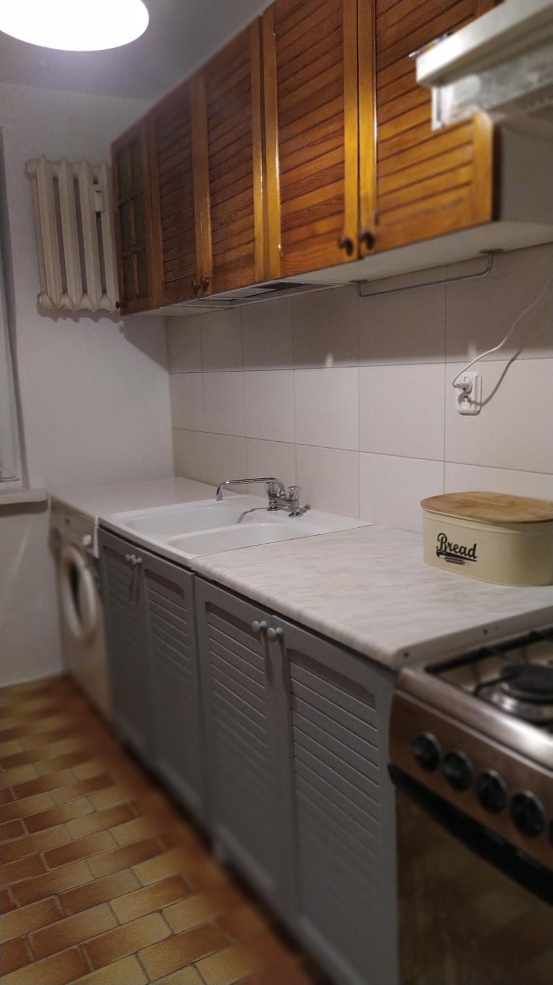 Uroczy Apartament Z Bezplatnych Parkingiem Warsaw Luaran gambar