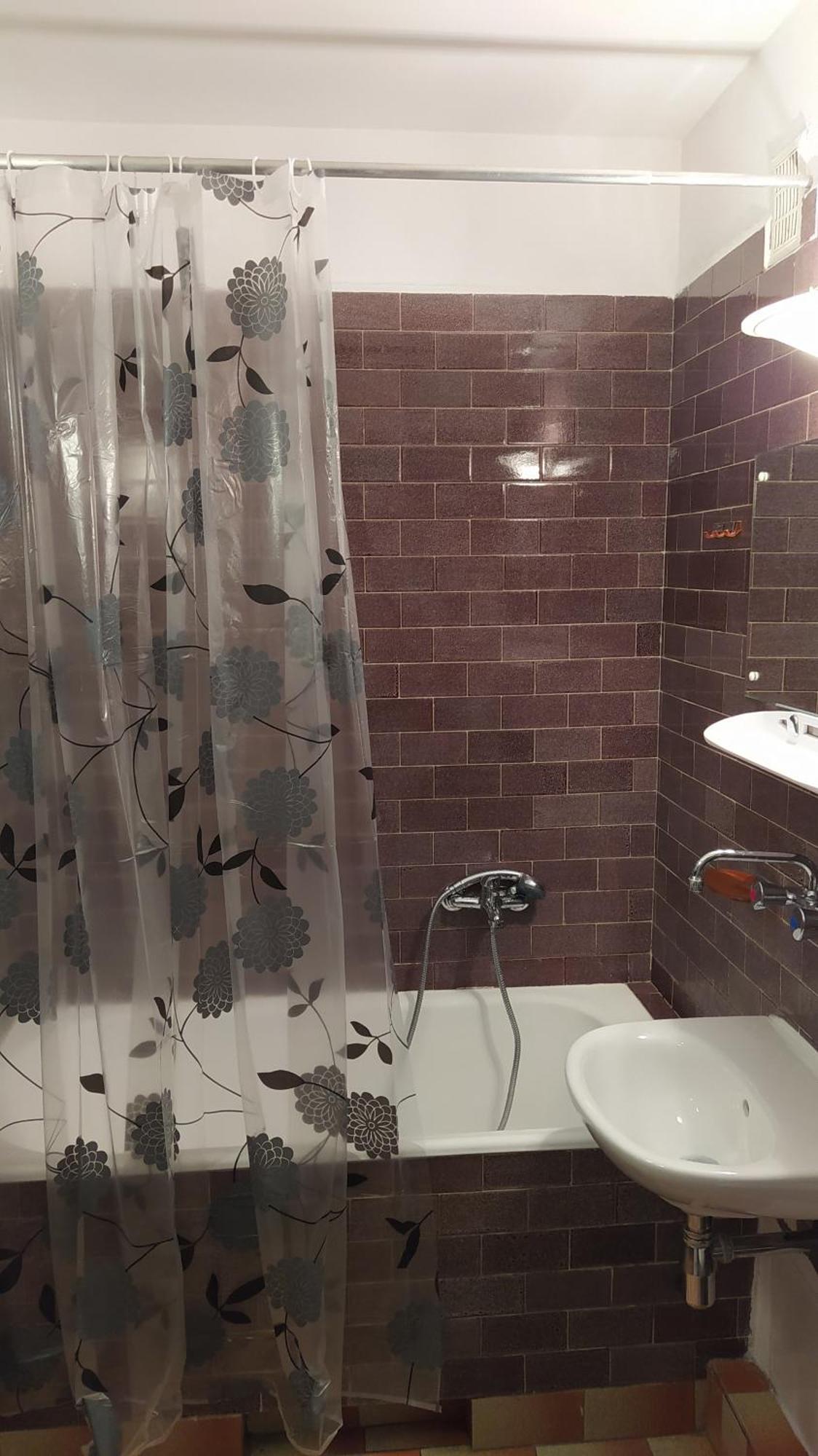 Uroczy Apartament Z Bezplatnych Parkingiem Warsaw Luaran gambar